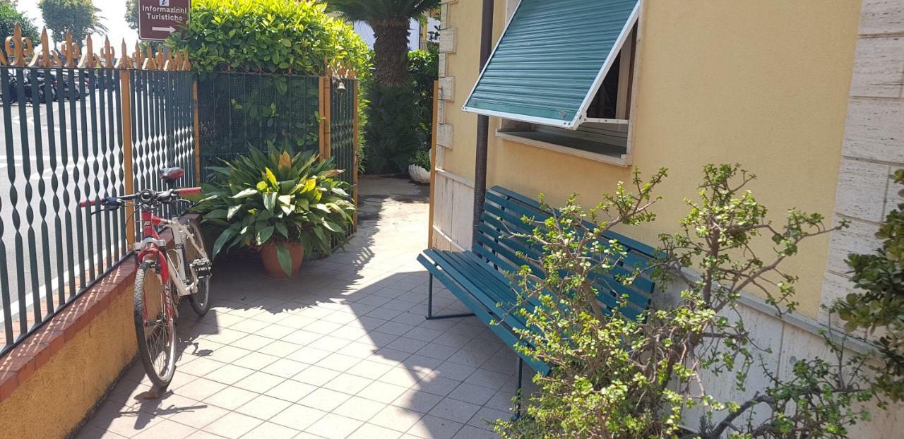 Ca Du Ginetto B & B บอร์จิโอแวเรซซี ภายนอก รูปภาพ